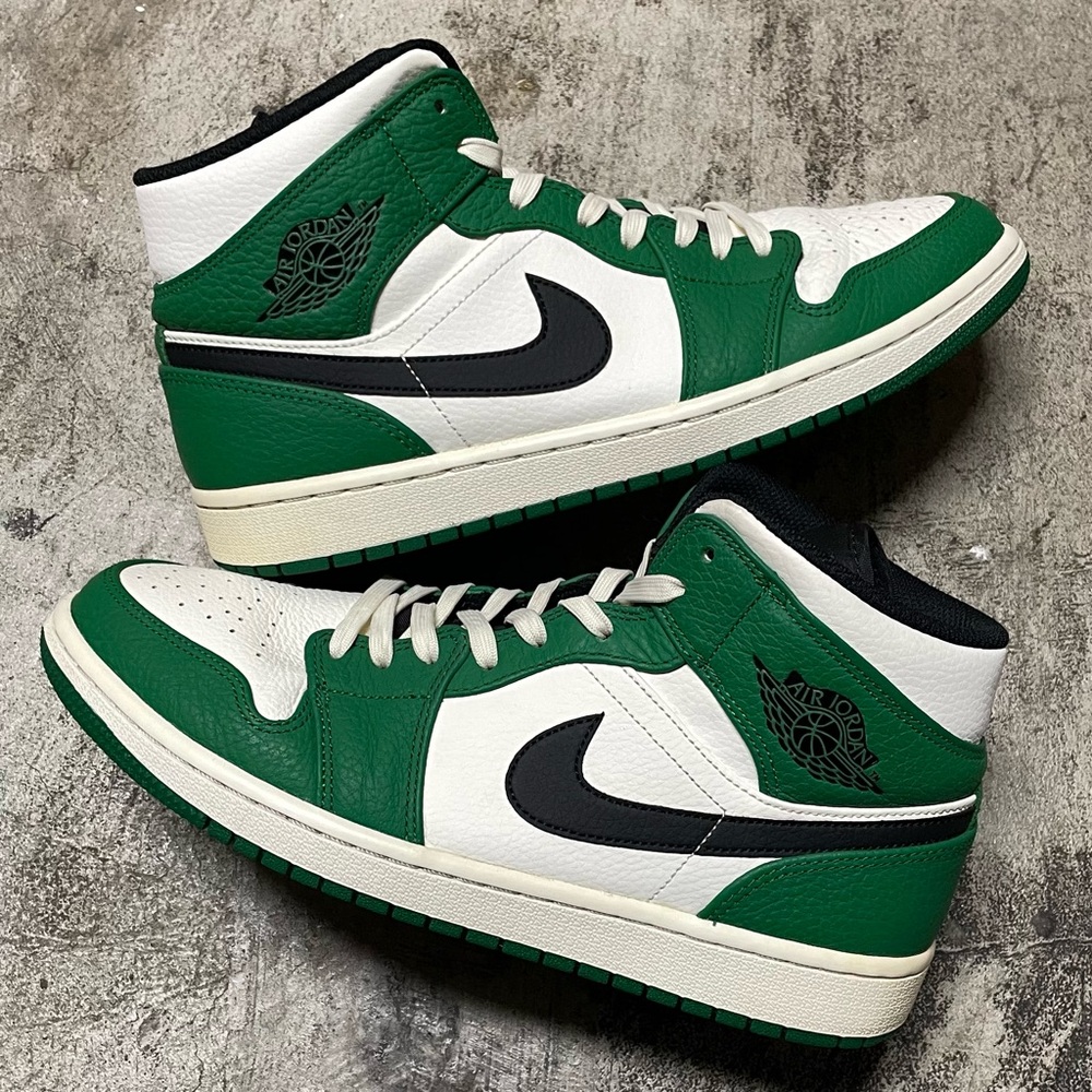 Nike Air Jordan 1 Mid SE Pine Green
